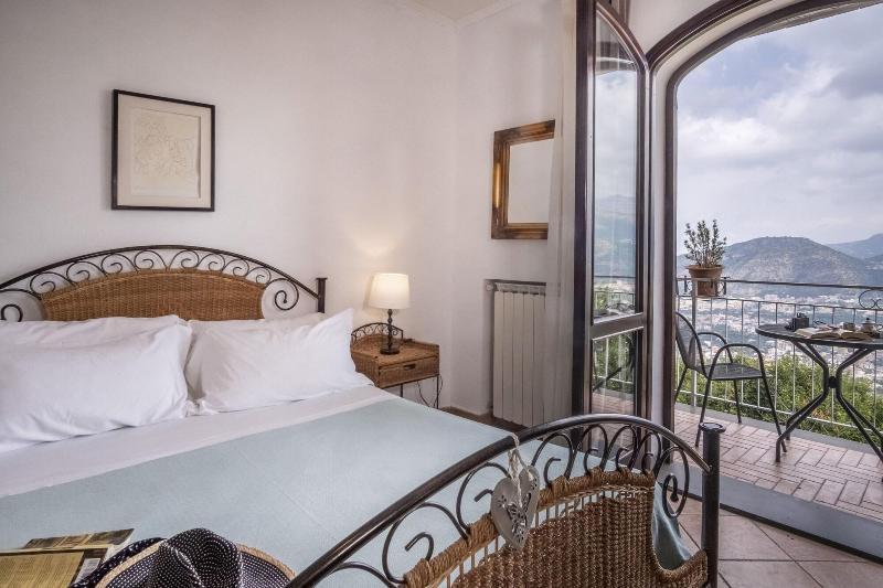 Villa Monica B&B Сорренто Экстерьер фото